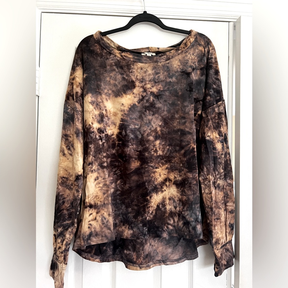 Umgee Tie-Dye Long Sleeve Top - Brown and Tan